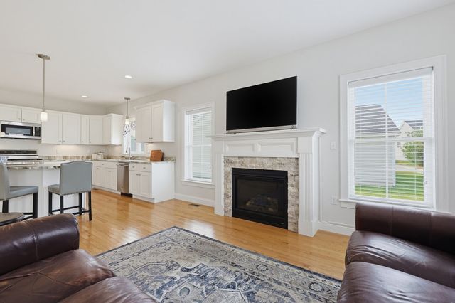 95 Partridge View Lane N, Wrentham, MA 02093