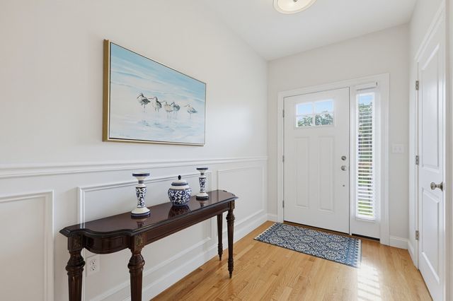 95 Partridge View Lane N, Wrentham, MA 02093