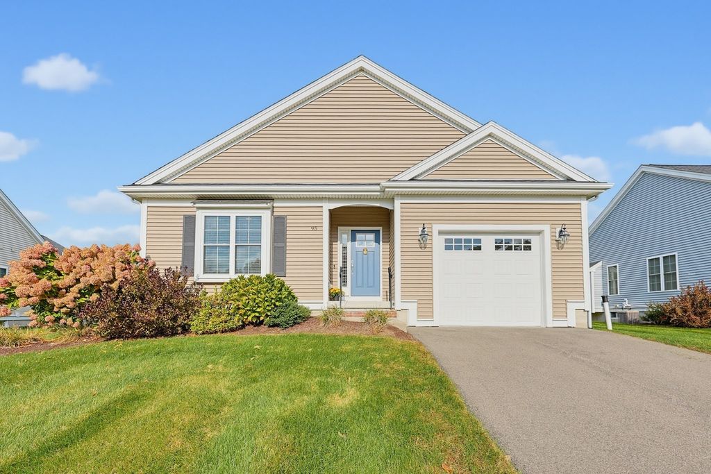 95 Partridge View Lane N, Wrentham, MA 02093