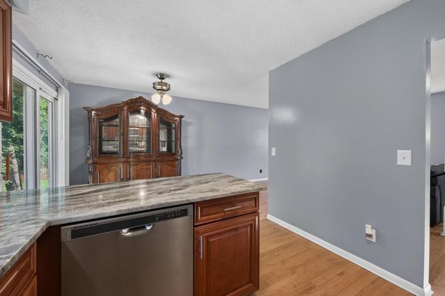 1652 84th Court N, Brooklyn Park, MN 55444