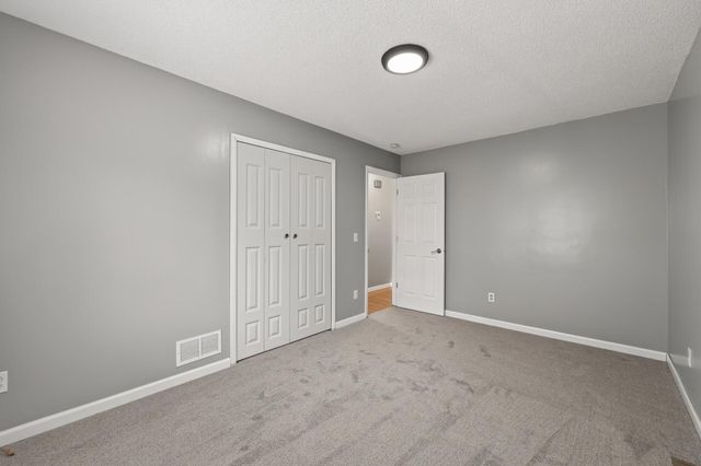 1652 84th Court N, Brooklyn Park, MN 55444