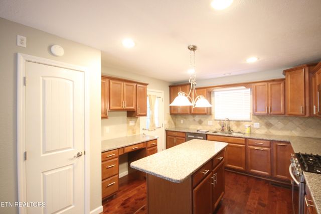739 Boone Drive, Seymour, TN 37865