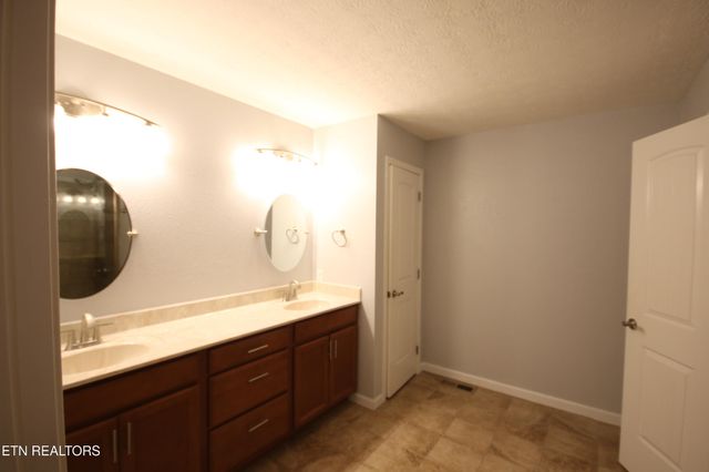 739 Boone Drive, Seymour, TN 37865