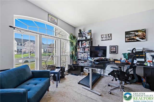 130 Lower Way Road, Palmer Twp, PA 18045