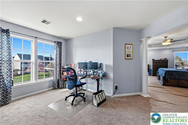 130 Lower Way Road, Palmer Twp, PA 18045