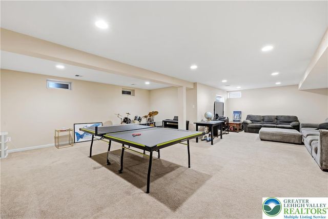 130 Lower Way Road, Palmer Twp, PA 18045