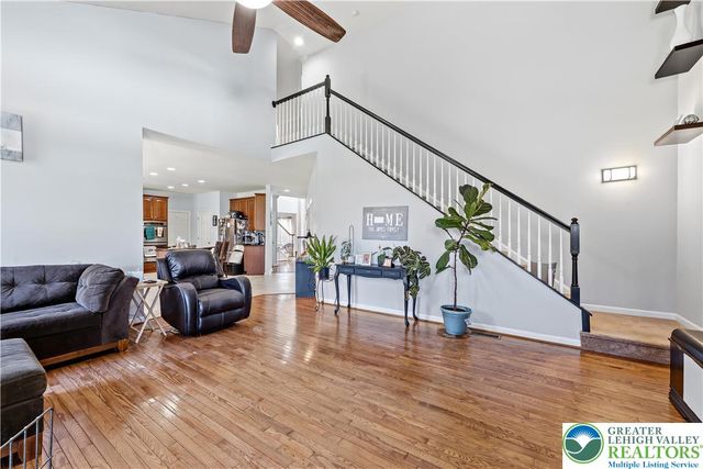 130 Lower Way Road, Palmer Twp, PA 18045