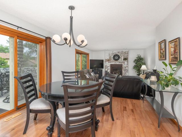18511 Maple Leaf Drive, Eden Prairie, MN 55346