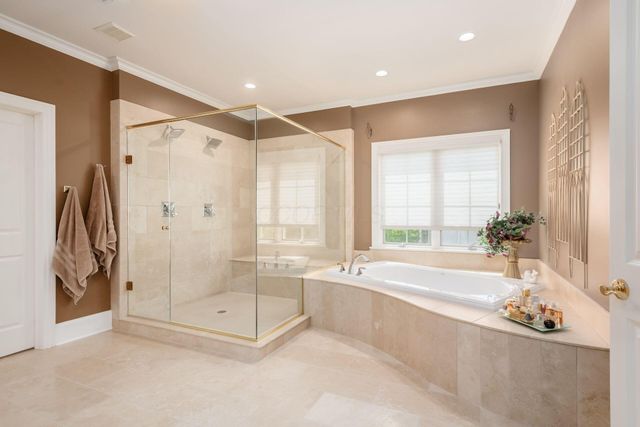 7828 Tartan Fields Drive, Dublin, OH 43017