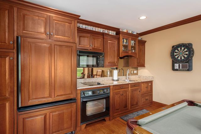 7828 Tartan Fields Drive, Dublin, OH 43017