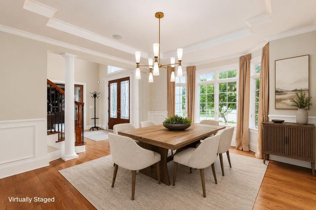 7828 Tartan Fields Drive, Dublin, OH 43017