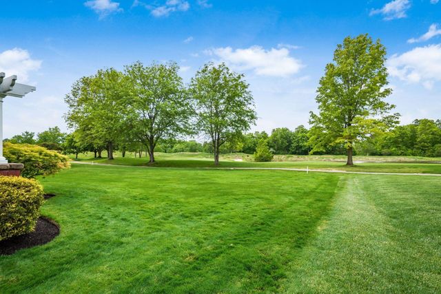 7828 Tartan Fields Drive, Dublin, OH 43017