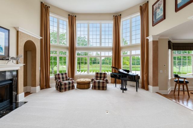 7828 Tartan Fields Drive, Dublin, OH 43017