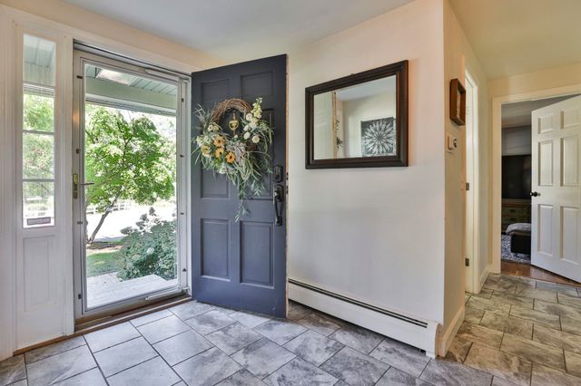 14 Birch Hill Drive, Nashua, NH 03063
