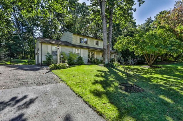14 Birch Hill Drive, Nashua, NH 03063