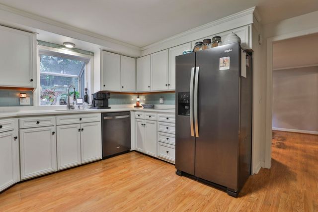14 Birch Hill Drive, Nashua, NH 03063