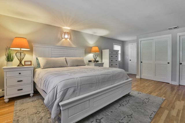 14 Birch Hill Drive, Nashua, NH 03063