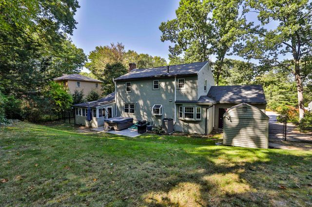 14 Birch Hill Drive, Nashua, NH 03063