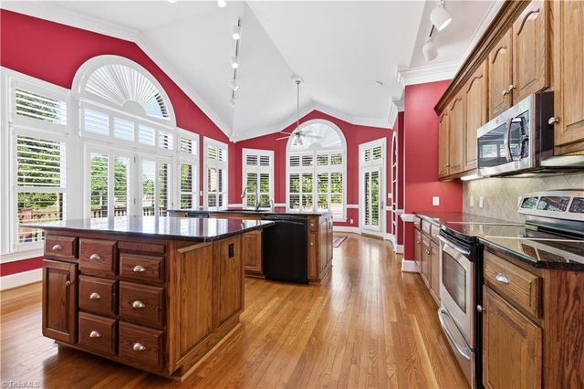 527 Nassau Trail, Asheboro, NC 27205