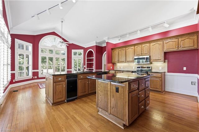 527 Nassau Trail, Asheboro, NC 27205