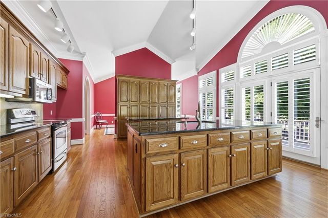527 Nassau Trail, Asheboro, NC 27205