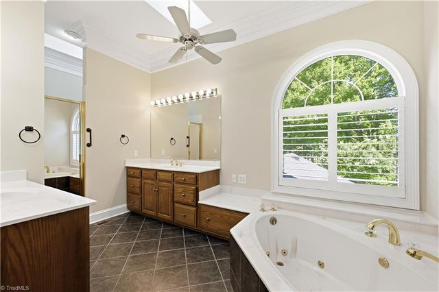 527 Nassau Trail, Asheboro, NC 27205