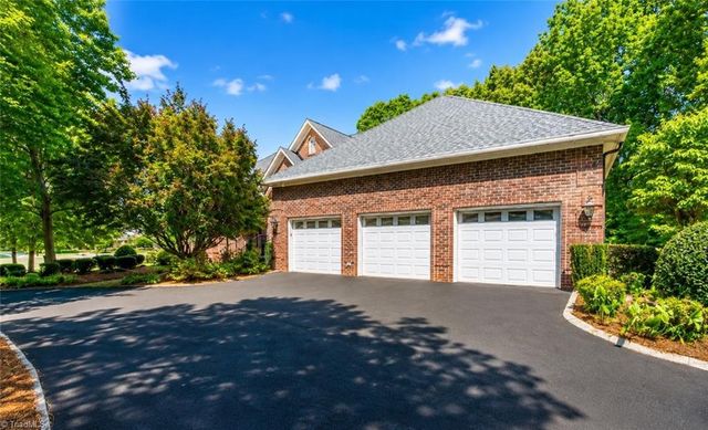 527 Nassau Trail, Asheboro, NC 27205