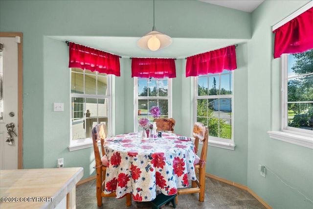 884 S Idaho Peak Circle, Palmer, AK 99645