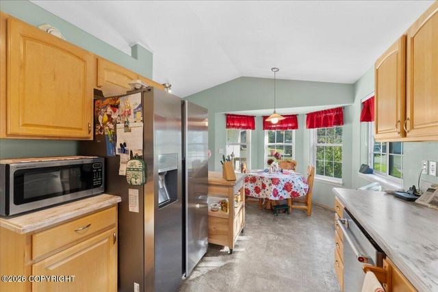 884 S Idaho Peak Circle, Palmer, AK 99645