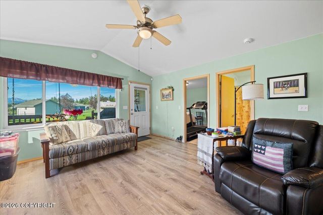 884 S Idaho Peak Circle, Palmer, AK 99645