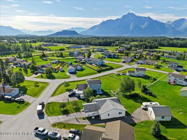 884 S Idaho Peak Circle, Palmer, AK 99645