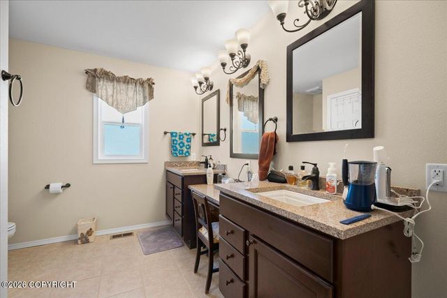 884 S Idaho Peak Circle, Palmer, AK 99645