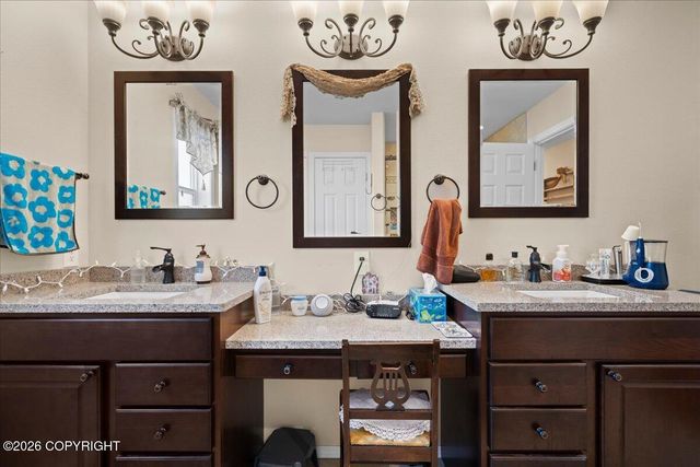 884 S Idaho Peak Circle, Palmer, AK 99645