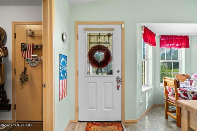 884 S Idaho Peak Circle, Palmer, AK 99645