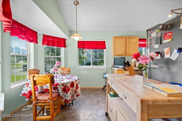 884 S Idaho Peak Circle, Palmer, AK 99645