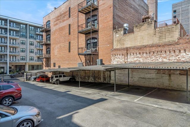 262 Wagner Pl Apt 302, Memphis, TN 38103