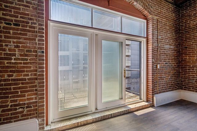 262 Wagner Pl Apt 302, Memphis, TN 38103