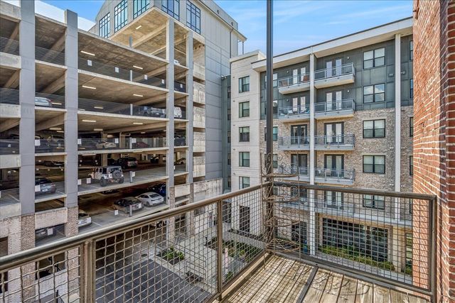 262 Wagner Pl Apt 302, Memphis, TN 38103