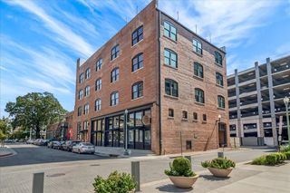 262 Wagner Pl Apt 302, Memphis, TN 38103