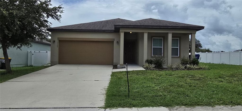 15660 MERLIN AVENUE, Mascotte, FL 34753