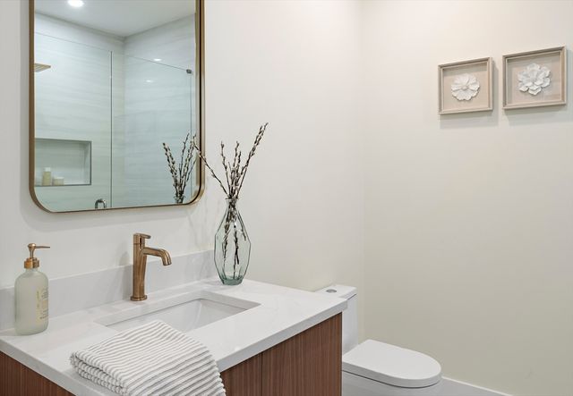 17 Holmes Street 101, Quincy, MA 02171