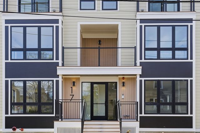 17 Holmes Street 101, Quincy, MA 02171