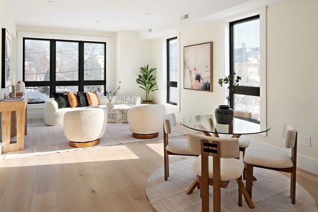 17 Holmes Street 101, Quincy, MA 02171