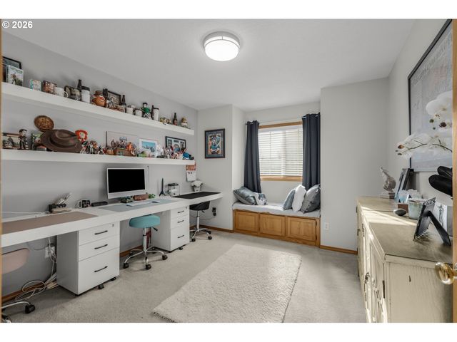 14955 Sw EMERALD Ct, Beaverton, OR 97007