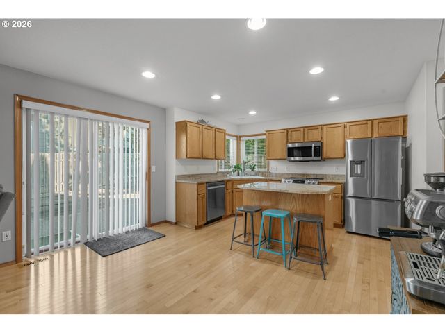 14955 Sw EMERALD Ct, Beaverton, OR 97007