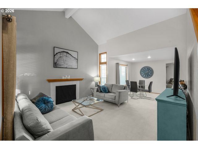 14955 Sw EMERALD Ct, Beaverton, OR 97007