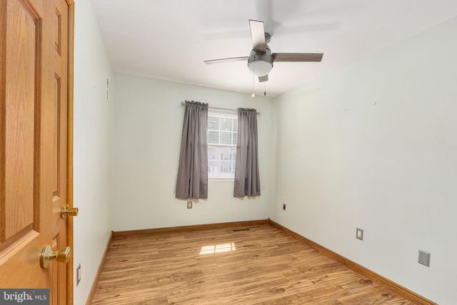13737 LANGSTONE DR, Woodbridge, VA 22193