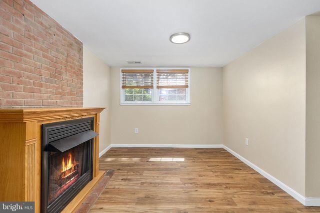 13737 LANGSTONE DR, Woodbridge, VA 22193