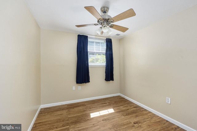 13737 LANGSTONE DR, Woodbridge, VA 22193