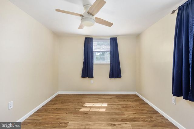 13737 LANGSTONE DR, Woodbridge, VA 22193